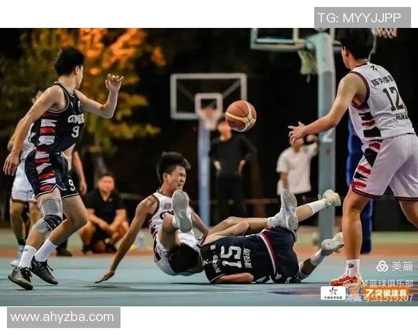 成都篮球队展现强大实力大满贯点评引发热议与期待 成都篮球队展现强大实力大满贯点评引发热议与期待